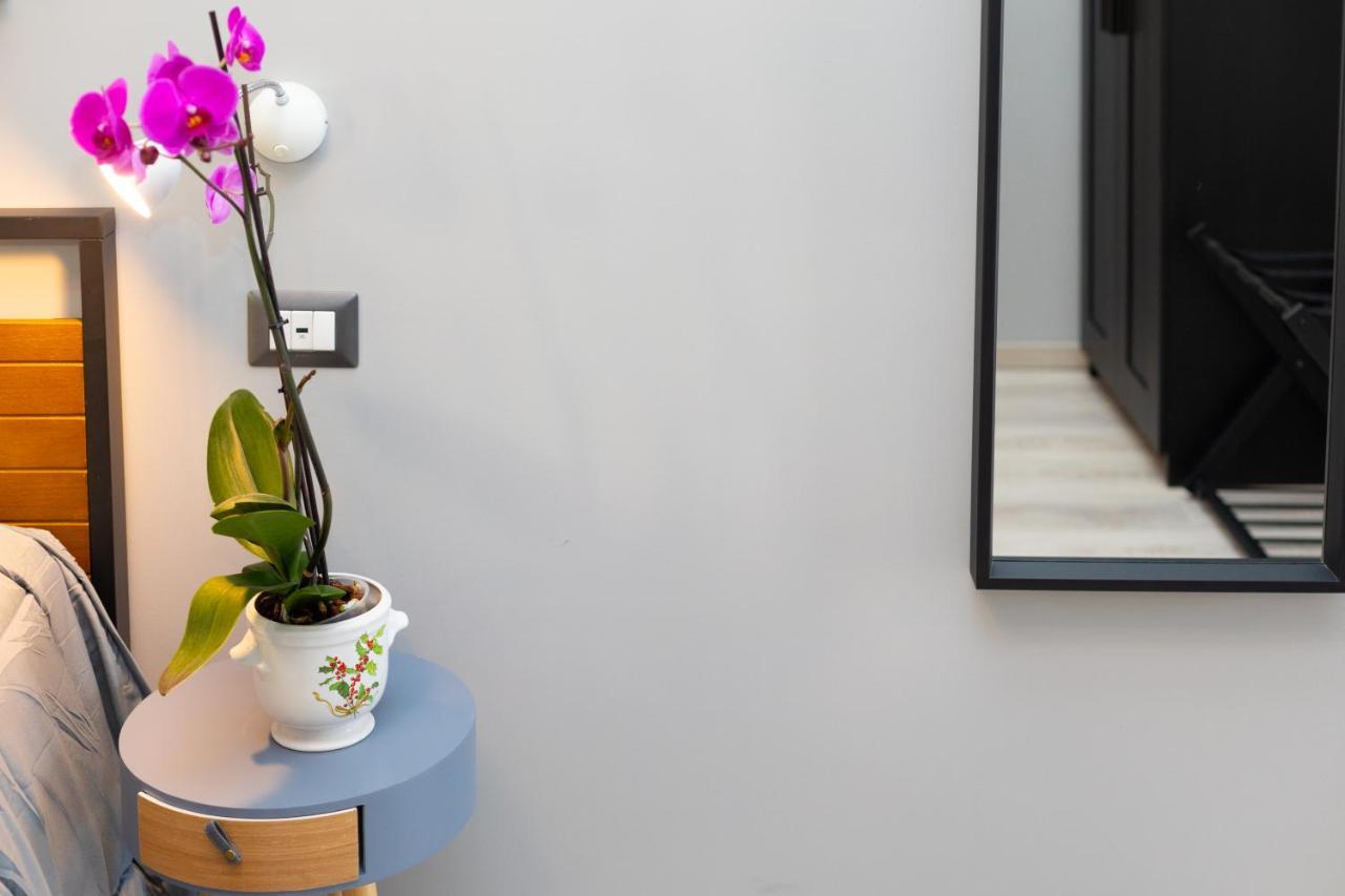 Appartamento Loft85 - Self Check-In Centro! Messina Esterno foto